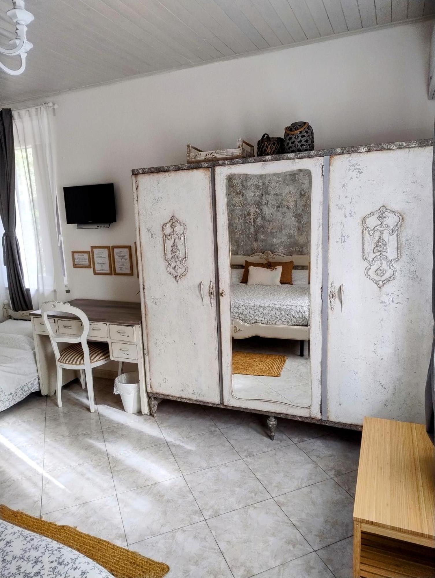 Grotta Dei Puntali B&B Carini Room photo