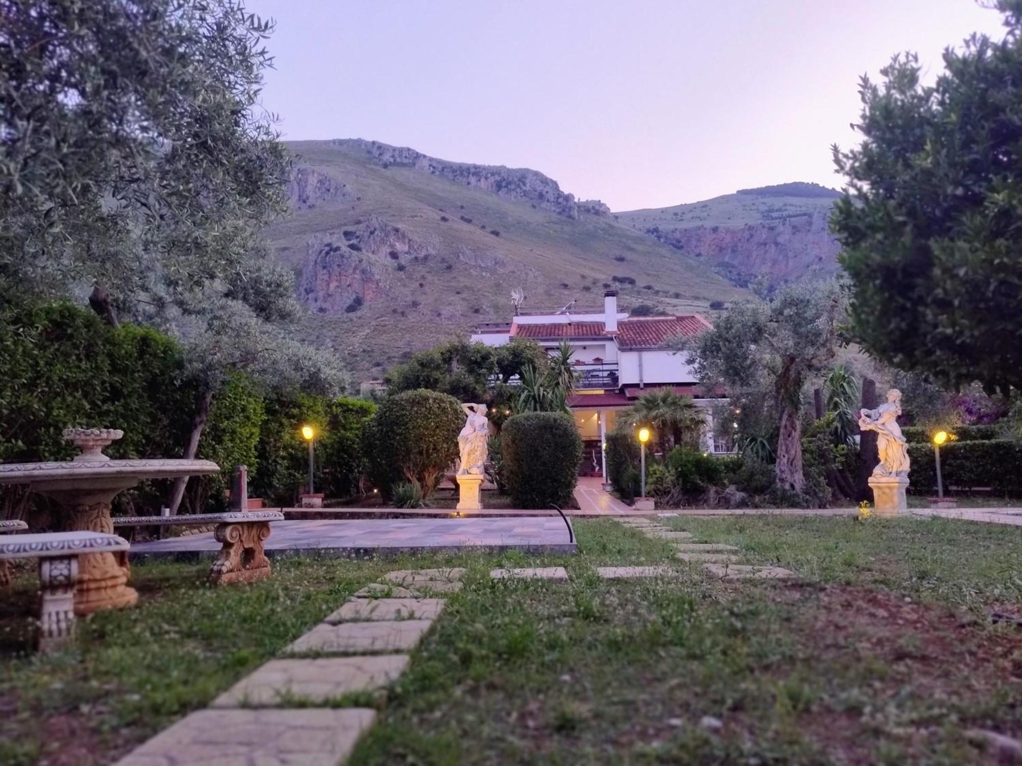 Grotta Dei Puntali B&B Carini Exterior photo